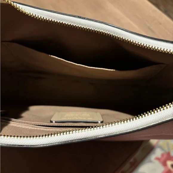 Coach Teri Hobo Bag in White Pebble Leather - Picture 7 of 9